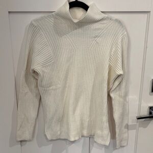 Banana Republic Women’s White Turtleneck Sweater